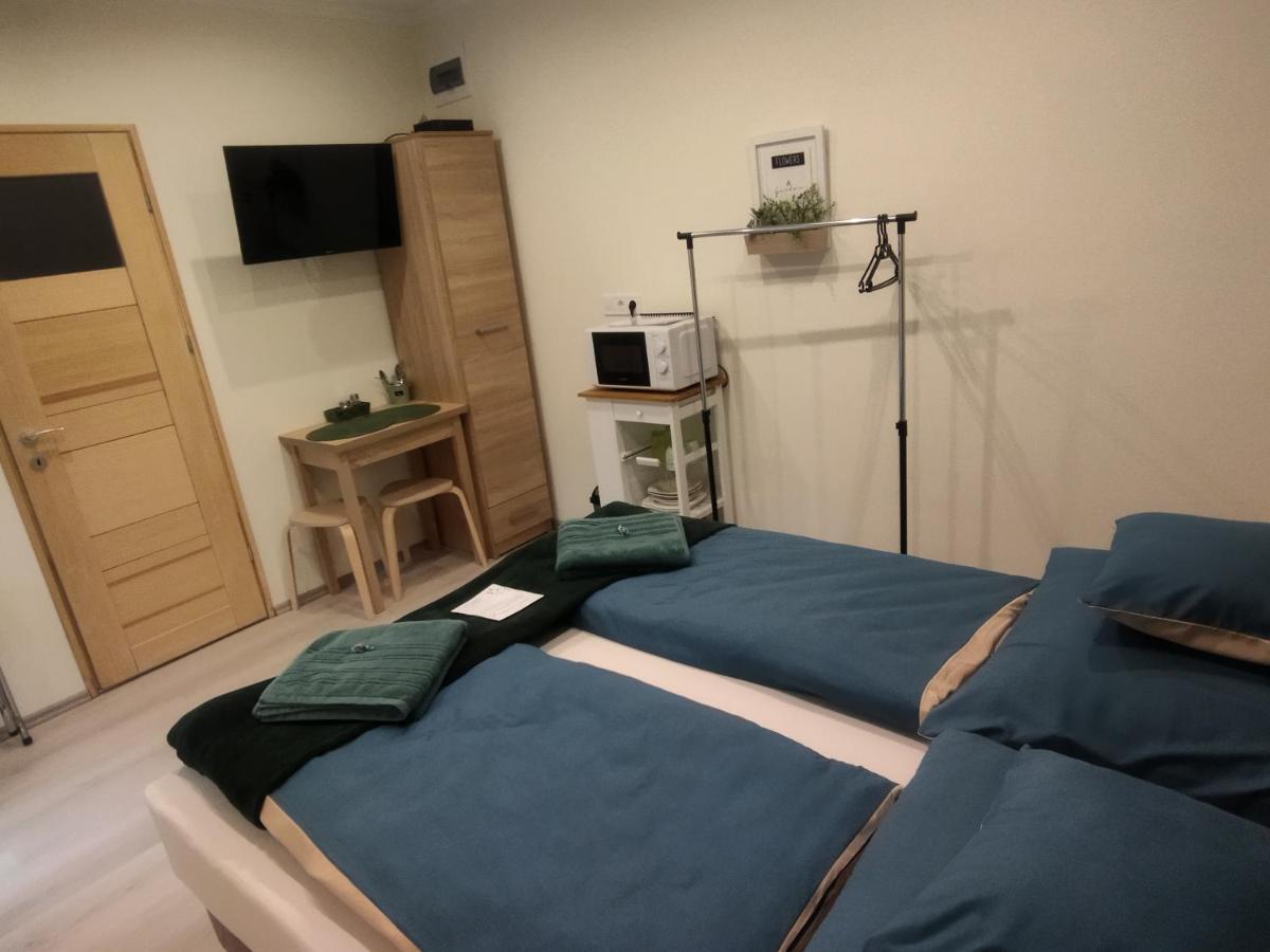 Csengo Vendeghaz Hotel Kiskoros Buitenkant foto